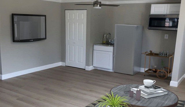 “The Chesterfield” Bright and Airy Private Studio