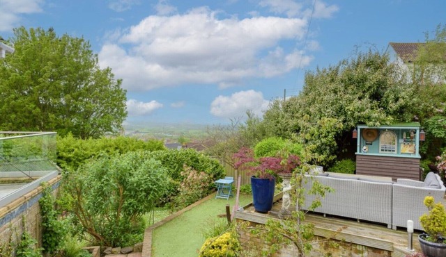 The ChestnutsnLuxury self catering accommodation in Glastonbury