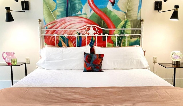 The Chic Flamingo