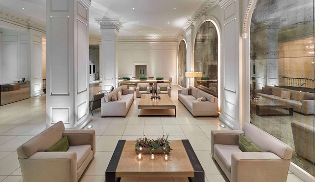 The Chicago Hotel Collection Ambassador Gold Coast