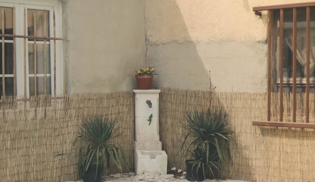 The Chickadee and the Dandelion - 3 bedroom house with swimming pool