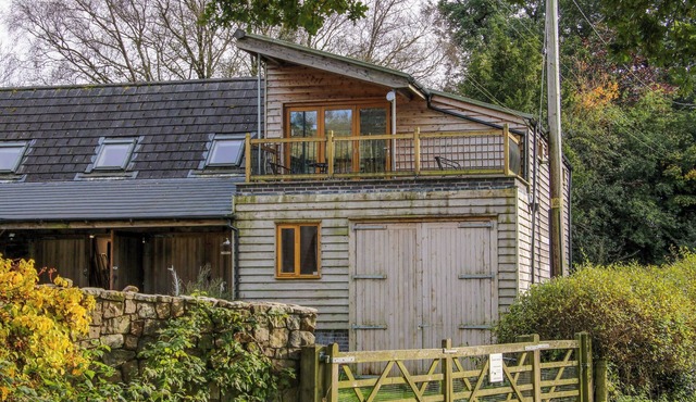 THE CHICKEN COOP, pet friendly, with a garden in Stiperstones
