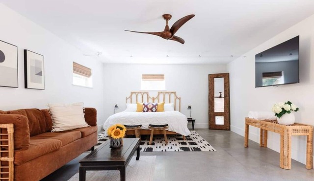 | The Chico Casita | Newly Built Downtown Studio |