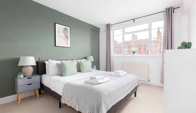 The Chiswick Collection