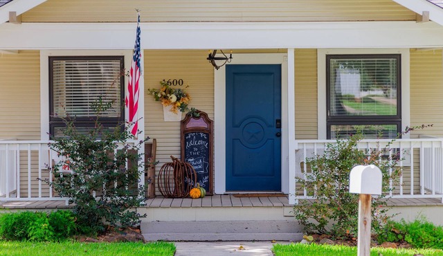The Church House – Historic Brenham Retreat