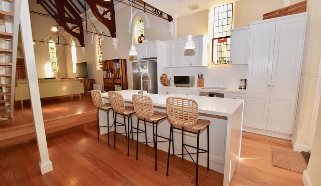The Church @ Woodford - Majestic 100-Year-Old Heritage-Listed Church with Modern Luxury Finishings