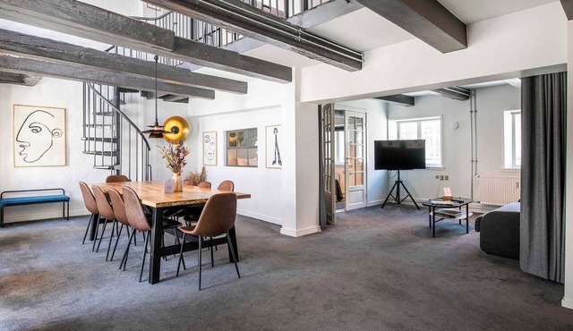 The Churchill Penthouse by Daniel & Jacob's