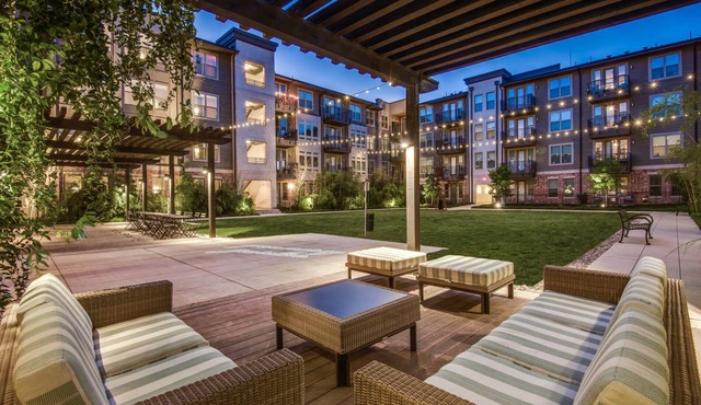 The City Nest - Near Dallas & DFW Airport