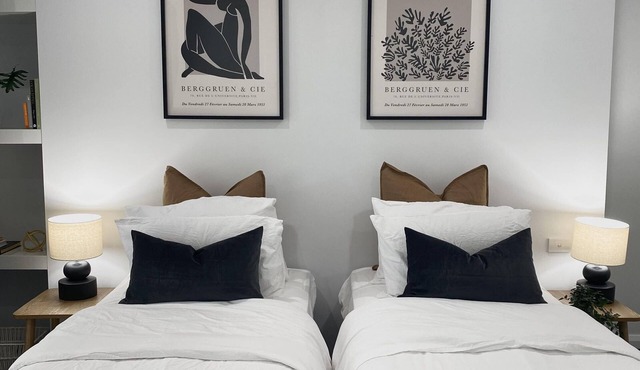 The City Slicker- Close to Everything you Need!