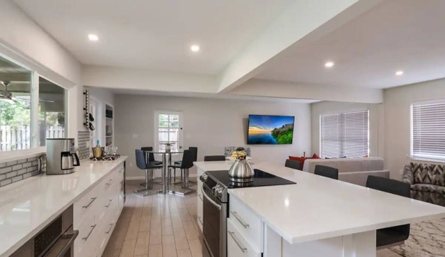 The Clematis - Entire house