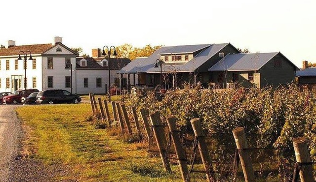 The Clement House est 1786, backing onto the Ravine Vineyard Estates Winery