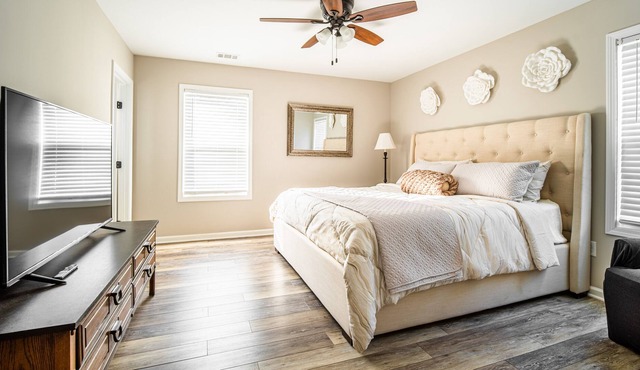 The Clemson Cottage | 3.6mi to Football Stadium