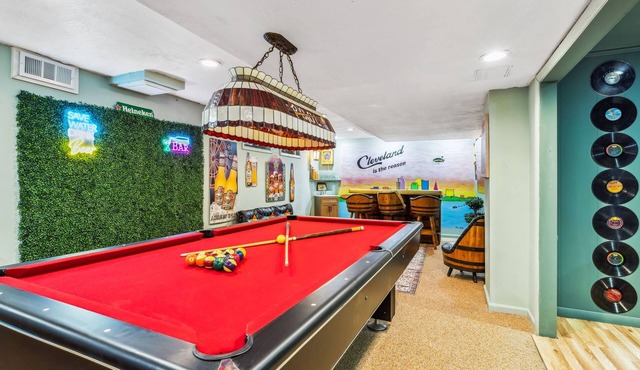 The Cleveland Cornerstone: 7BR + 4 BA + Ultimate Basement w/Gameroom