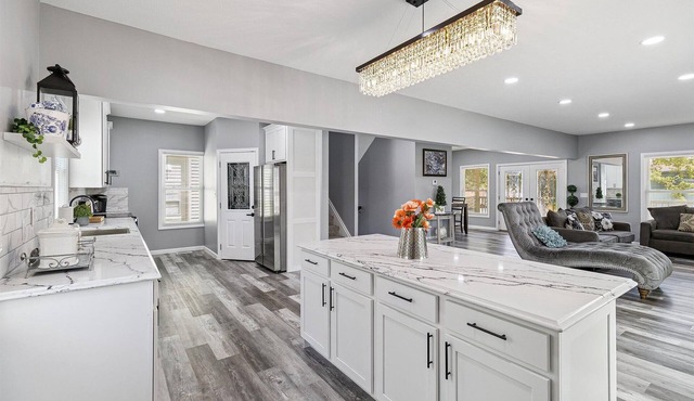The Cleveland Haven - Spacious 4-bedroom house in enjoyable Cleveland with AC