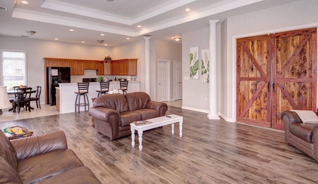 The Clubhouse - 30 Day Minimum