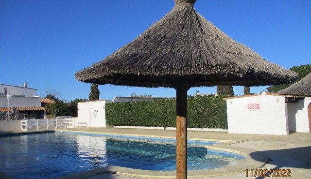 The Colibri house in the heart of the Camargue ponds, 5 minutes from the beach