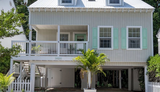 The Coconut Crush Cottage Luxury Family Beach House at Bethany Beach DE