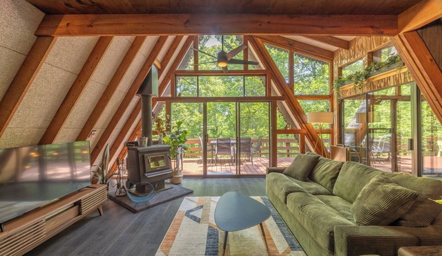 The Cocoon Chalet by Innsbrook Vacations!