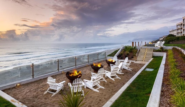 The Coho Oceanfront Lodge