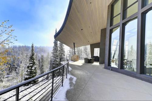 The Colony Walk To Slopes Hot Tub Parking KBM Resorts Walk to Slopes Hot Tub Parking 2 homes 9 Bedrooms ML-2510