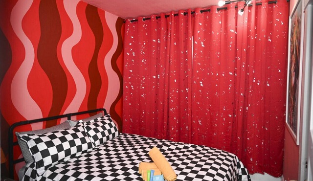 The Colorful Retreat | Themed | Sleeps 8