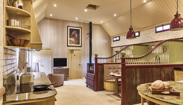 The Colt - One Bedroom Villa, Sleeps 2