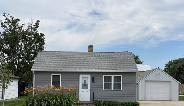 The comfort of home in a Wagner, SD small house.