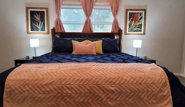 *The Comfy King Ranch*King Bed Suite*Fast Wi-Fi
