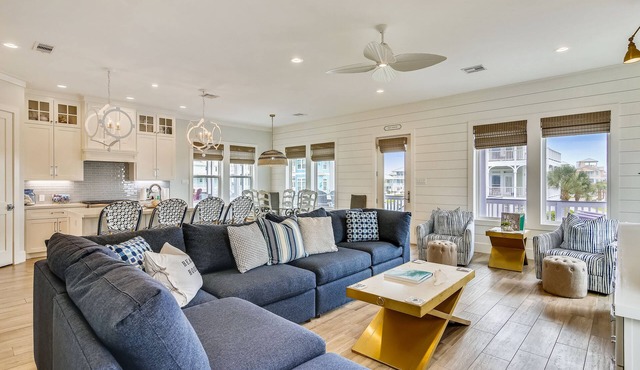 The Conch Castle | Hot Tub, Beach + Gulf Views!