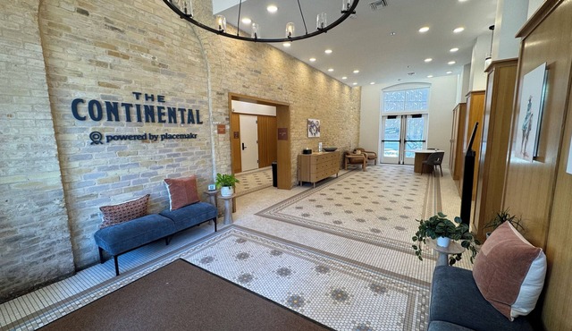 The Continental, powered by Placemakr - Downtown - Market Square