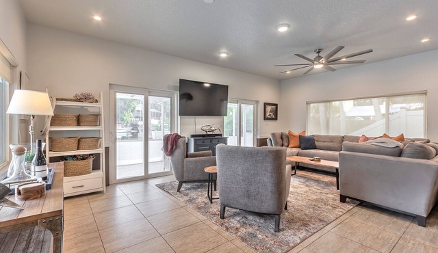 The Coquina Cottage, a waterfront home just minutes from beach & Ponce Inlet.