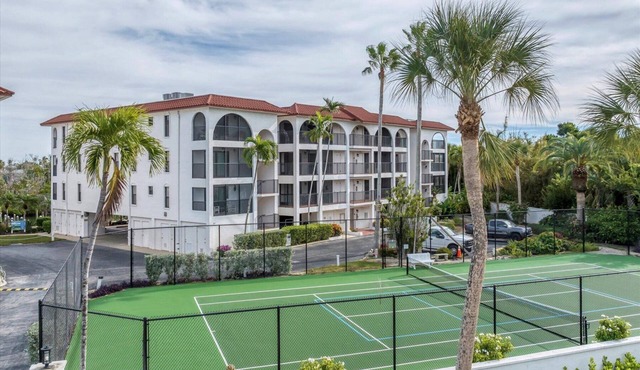 The CoralKing - Silverking Condo #203