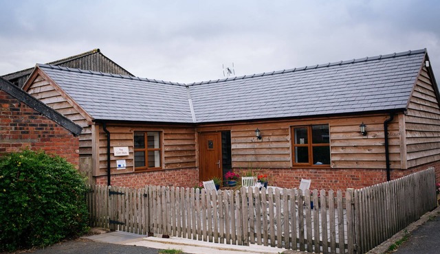 The Corn Store - sleeps 4 guests in 2 bedrooms