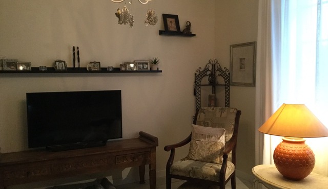 THE CORNER - - Bed, Breakfast & Bicycles!