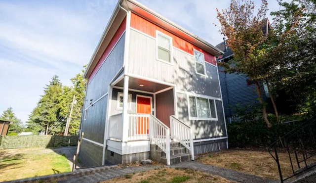 The Cosmopolitan House