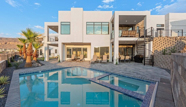 THE COSMOS - MOON at Copper Rock! Private Pool/Spa