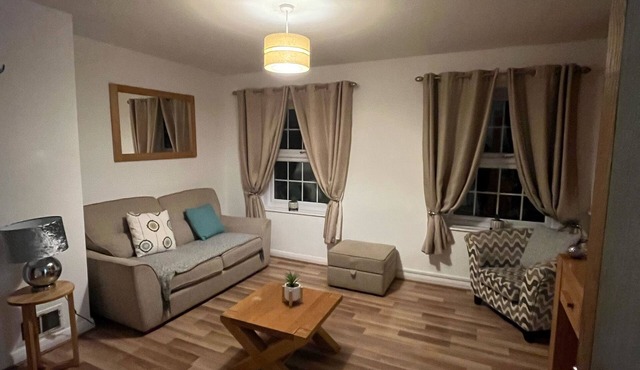 The Cosy-High Rise Apartment