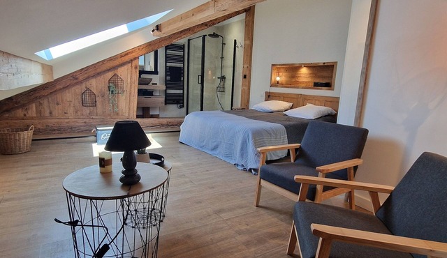 The cosy of the theatre, new accommodation and comfort in the heart of the city.