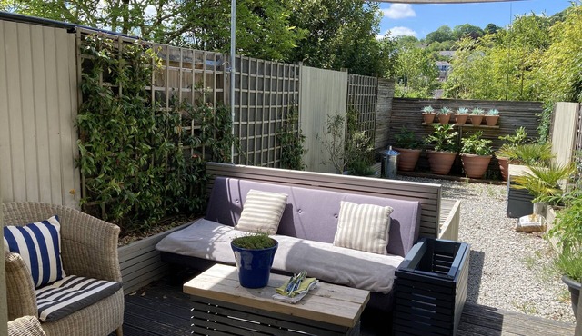 The Cottage. 10 minutes drive to Fowey & Eden Project Sleeps 6