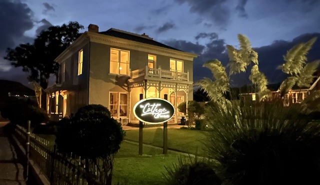 The Cottage @ 241 North