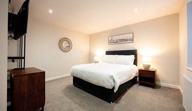 The Cottage - 3 Bedrooms