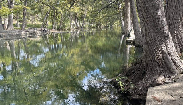 The Cottage At Axis Hill Farm with Private Riverfront