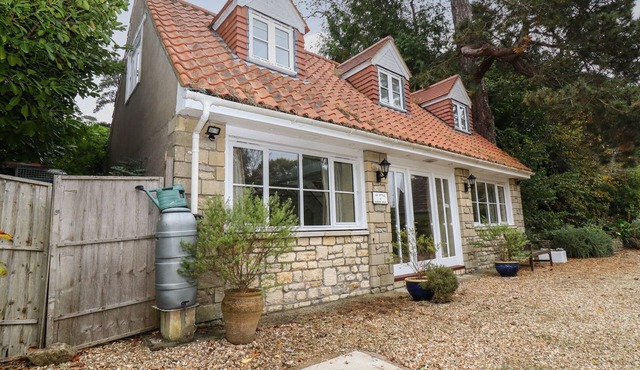 The Cottage At Barrow Mead
