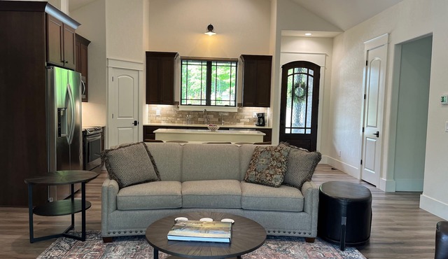 The Cottage at Casa del Arbol (Tellico Village)