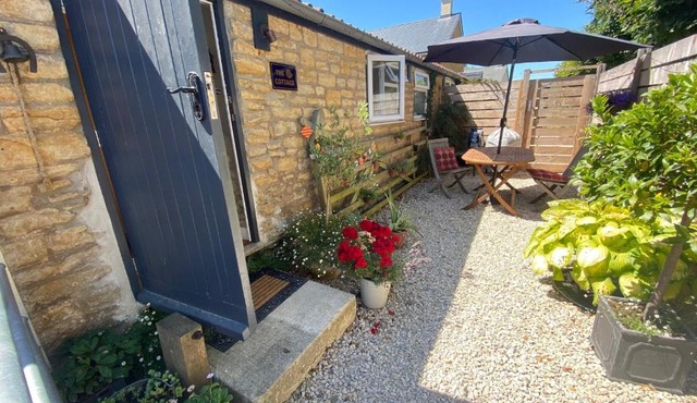 The Cottage at Churchill Farm