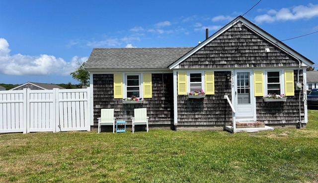 The Cottage at Craigville Beach