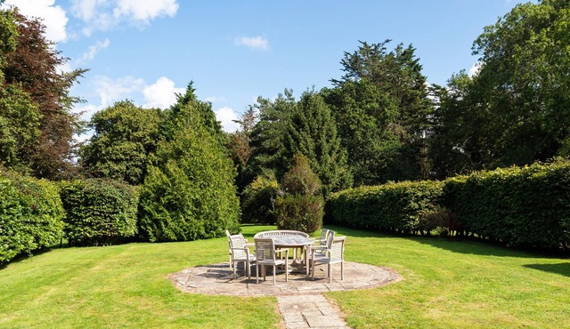 The Cottage at Gildridge + Private Hot tub