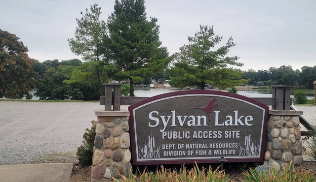 The cottage at Lake Sylvan