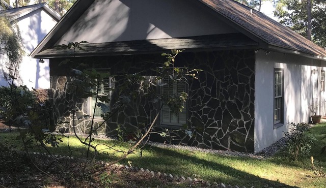 The Cottage at Olive Creek - Booking now!