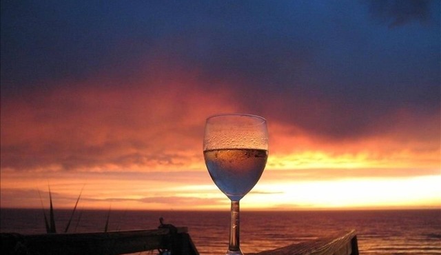 The Cottage at Sunset Bluff